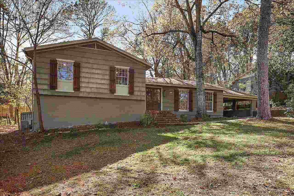 motivated seller bid 249000 00 or less price reduced by 36000 beds